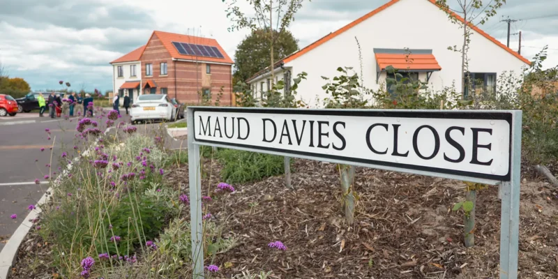 Maud Davies Close Street Sign